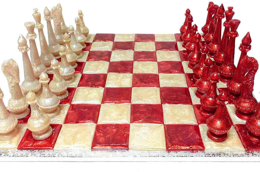 Фигурки шахмат из карамели